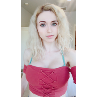 Amouranth-1013937411028602880-20180702_200811-img1-AkROsSUx-iKd3xUHq.png
