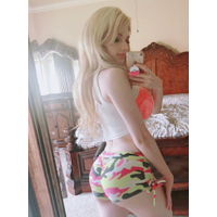 Amouranth-1033848289064624128-20180826_184654-img1-vUyvZ5R3-Bv0QBmCe.jpg