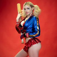 Amouranth-1035327355680706561-20180830_204411-img1-8cy9xVN2-AlHE3DPN.png