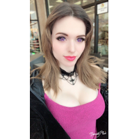 Amouranth-1086370622706540544-20190118_161154-img1-fUj1bOof-0eSE67eJ-s3StwWeu.png