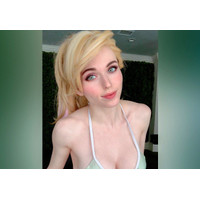 Amouranth-1121484028018921472-20190425_114003-img1-RnPvhTHk-01haAez4-NOgNtYdA.jpg