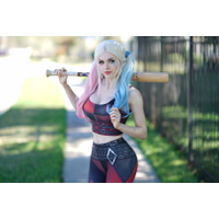Amouranth-1162038472850530304-20190815_092856-img1-1DeGS47P-KxEoIHTS.png