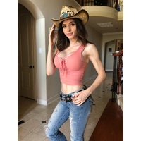 Amouranth-984469829976559616-20180412_123432-img1-GiMvpKeF-3YseJ1mA.png