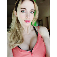 Amouranth-992284947057553408-20180504_020901-img1-Ol8GLdXS-XEAWrKMd-6UeJQ5Q3.jpg