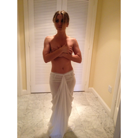 Kaley-Cuoco-Nude-Fappening-Pics-Leaked-27-RFZMZF1a.jpg