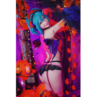 Miku_Halloween_Devil_cosplay_by_Hidori_Rose_20-A3WloZHt.jpg
