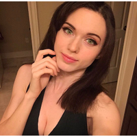 amouranth_34777214_2186303088255622_979693271557079040_n-YVULgVrH-2noJ5V3U-VK3CYMJ1.png