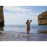 anna-l-naked-beach-17-14000px-06hefeNZ.jpg